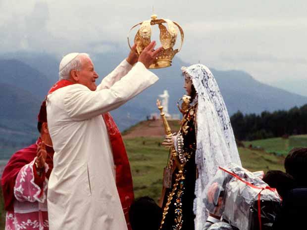 Juan Pablo II en Perú - coronación Virgen de Chapi